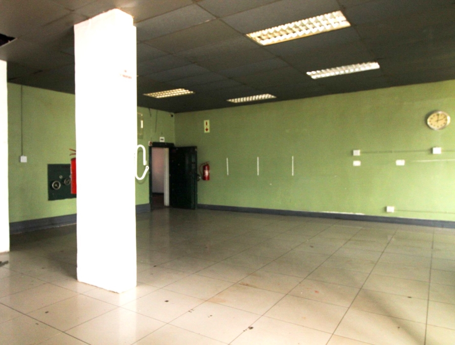 To Let Commercial Property for Rent in Paarden Eiland Western Cape